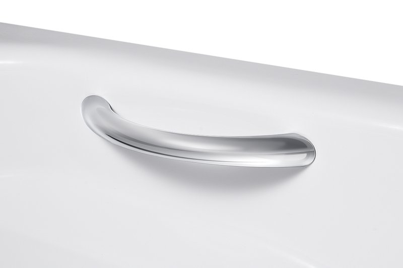 Chromfarbener Badewannengriff Schmidlin Safe, ergonomisch geformt für sicheren Halt an der Badewanne.